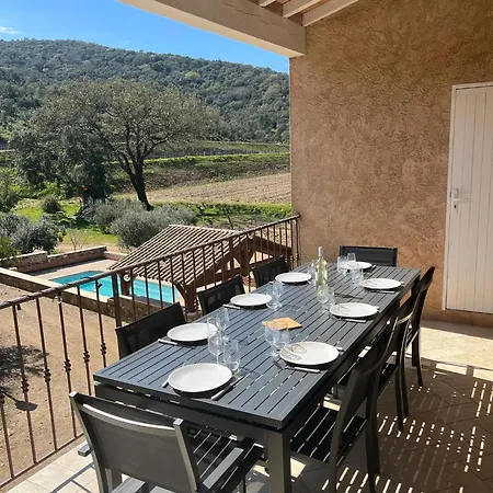 Maison Calme Au Coeur Des Vignes Casa vacanze Cogolin